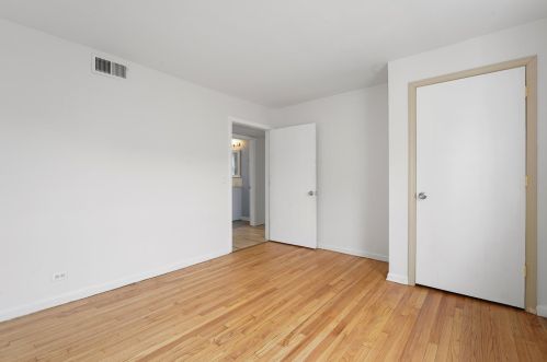 6230 Talman Ave, Chicago IL 60659-4009 exterior