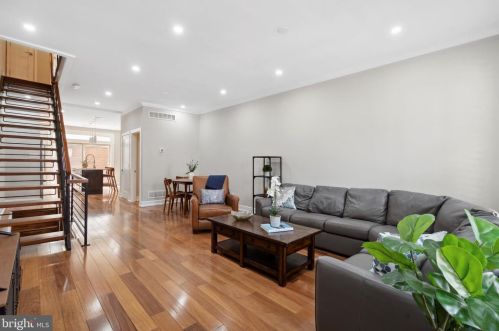 1814 Catharine St, Philadelphia PA  19146-1835 exterior