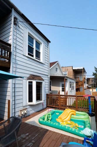 2441 Dakin St, Chicago IL 60641-2607 exterior