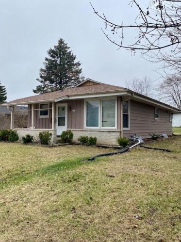 8615 Medford Ave, Milwaukee, WI 53225-2822