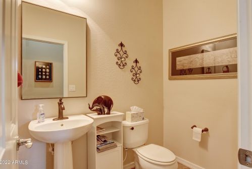 44008 50 Ln, Phoenix AZ 85035-2017 exterior