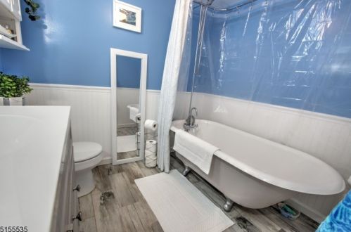 25 Grandview Ln, West Milford Lakes NJ  07480-1424 exterior