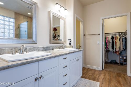 412 Neuman Pl, Chandler AZ 85225-4222 exterior