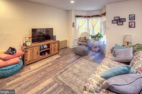 412 Delaware St, New Castle, DE 19720-5039