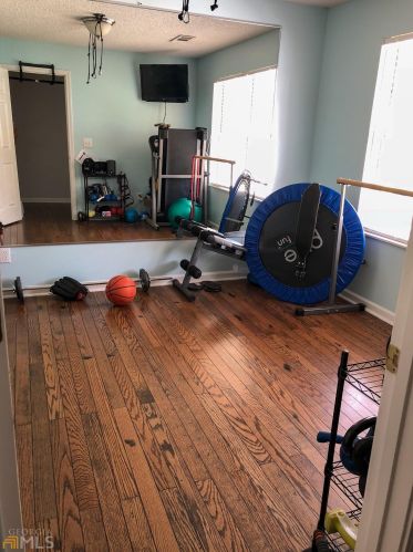 2418 Charleston Pointe Ct, Atlanta GA  30316-3027 exterior