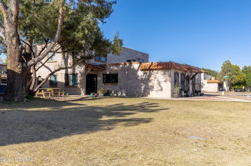 6581 Calle La Paz, Tucson AZ  85715-4072 exterior