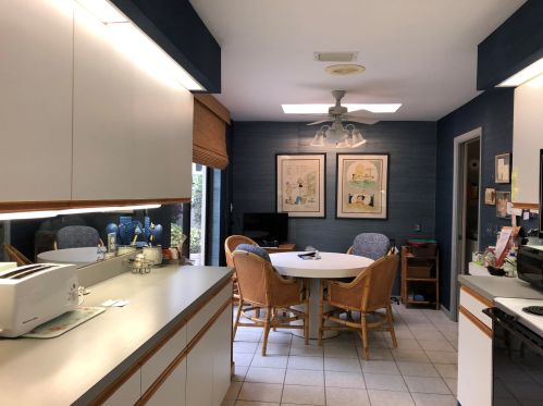 13 Glens Dr, Boynton Beach, FL 33436-6208