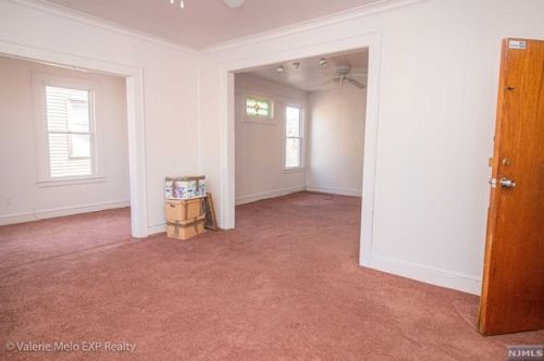 194 Shephard Ave, Newark NJ  07112-2022 exterior