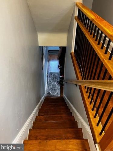 303 New Dorwart St, Lancaster PA  17603-5223 exterior