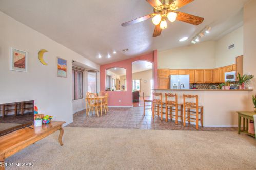 10201 Lucille Dr, Tucson AZ  85730-6132 exterior