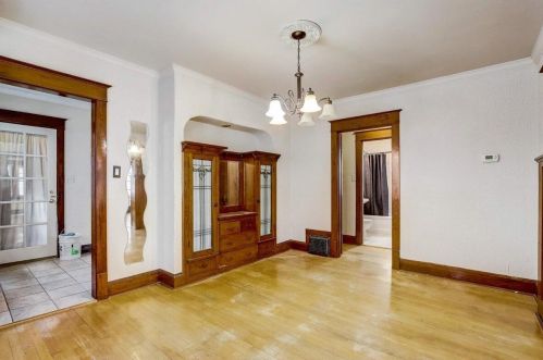 1321 73 St, Milwaukee WI 53214-3134 exterior