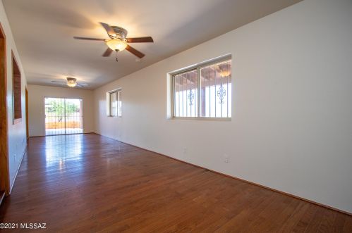 7437 Casablanca Dr, Tucson AZ 85704-1315 exterior