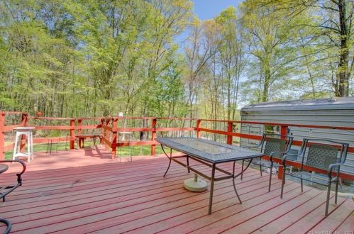 79 Bush Hl Rd, Exeter CT 06249-1210 exterior