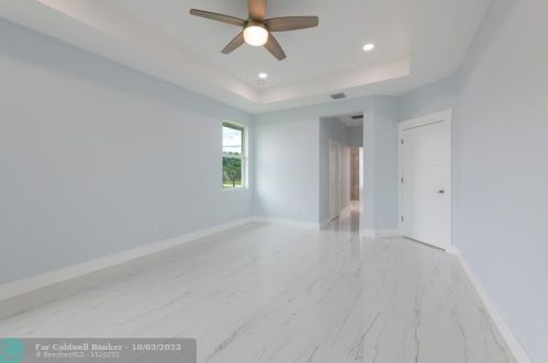 2470 Webster Ln, Fort Pierce FL 34953-5751 exterior