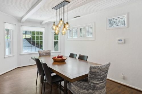 949 Cardova Dr, Atlanta GA 30324-4213 exterior