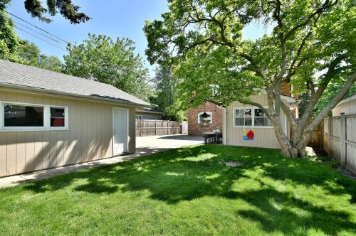 1636 77 Ct, Chicago IL 60707-4111 exterior