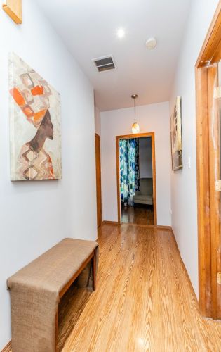 3161 Monroe St, Chicago IL 60624-2545 exterior