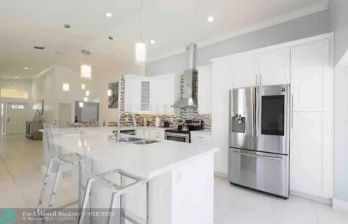 7849 Manor Forest Ln, Boynton Beach, FL 33436-8818