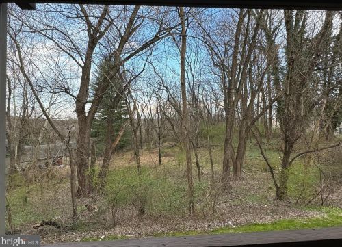 358 Cashel Ct, Chester, PA 19014-1247