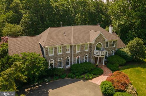 195 Carnoustie Way, Media PA 19063-1856 exterior