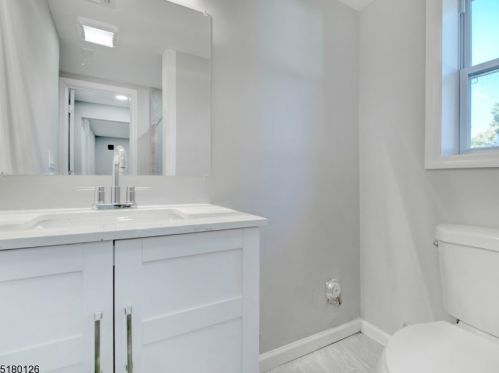 2215 Newark Ave, Scotch Plains NJ  07076-4672 exterior