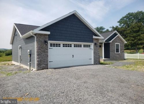 1463 Sunbury Rd, Primrose, PA 17901-8990