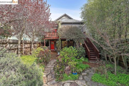 2122 Sacramento St, Berkeley CA 94702-1905 exterior