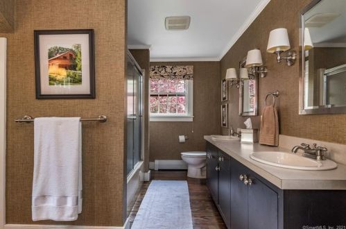 62 Rte 80, Deep River CT 06419-1429 exterior