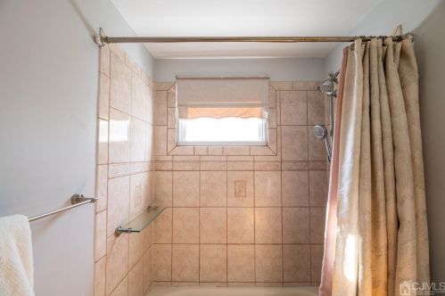 15 Sims Rd, Edison NJ 08817-3034 exterior