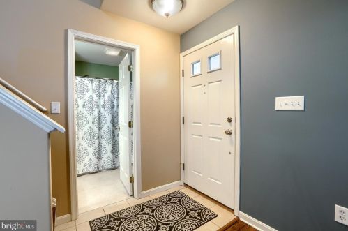 8430 Hamilton St, Hummelstown PA  17036-7091 exterior