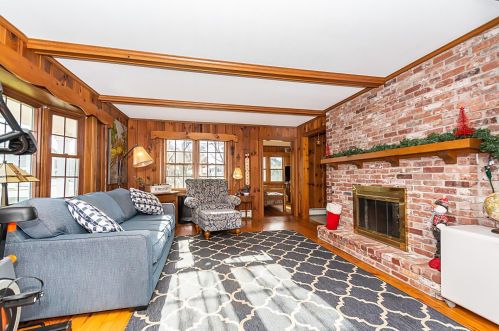 152 Atlantic Ave, Seabrook NH 03874-4828 exterior