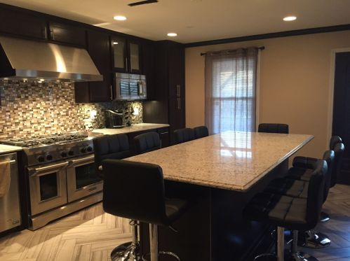 8425 Kilpatrick Ave, Chicago IL  60652-3049 exterior