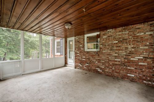 103 Ascot Pl, Pittsburgh PA 15237-4013 exterior