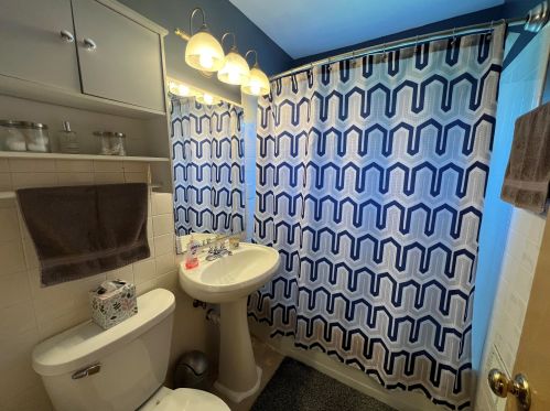 2640 71, Milwaukee WI 53219-2511 exterior