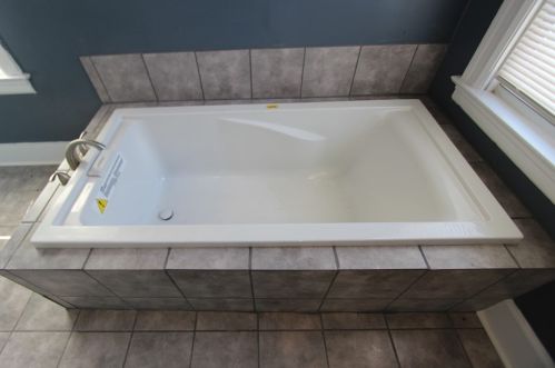 3825 California Ave, Pittsburgh PA 15212-1633 exterior