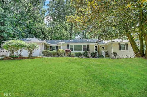 655 Lynn Cir, Atlanta GA  30311-2314 exterior