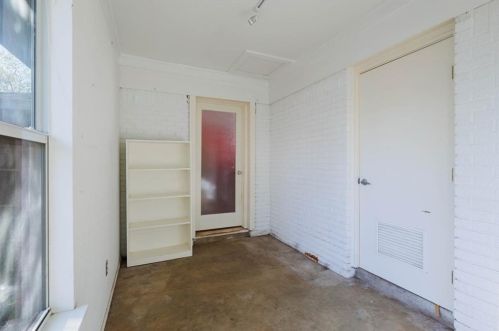 1710 32 St, Austin TX 78705-2115 exterior