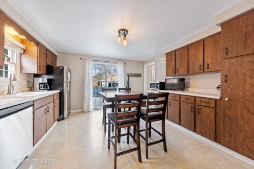 5540 Olcott Ave, Chicago IL 60706-1136 exterior