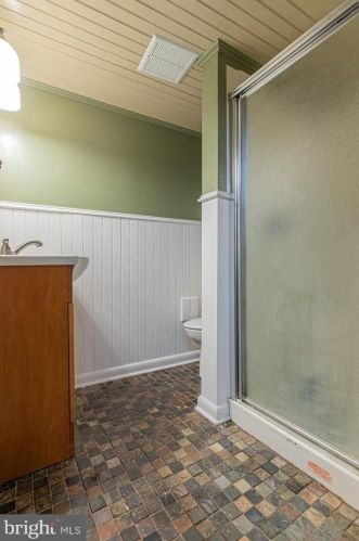 200 Normandy Dr, Silver Spring MD 20901-3030 exterior