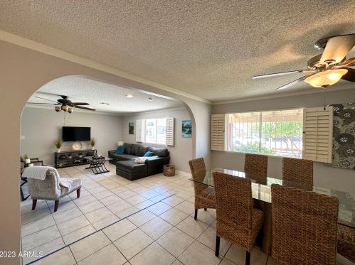 11033 39th Dr, Phoenix AZ  85029-3855 exterior