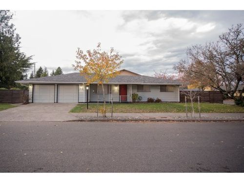 15129 Sherman St, Portland, OR 97233-3431