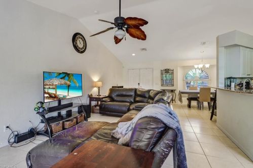 4110 18 Ave, Naples FL 34120-6308 exterior