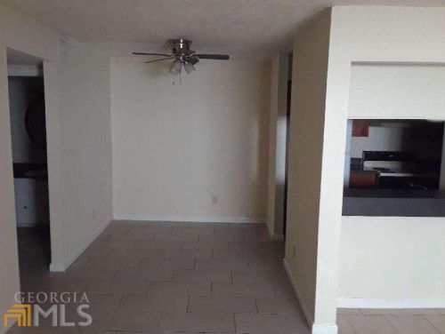 5923 Sutcliff Sq, Lithonia GA  30058-4781 exterior