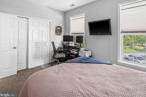 103 Kyle Ct, Trenton NJ 08690-1405 exterior