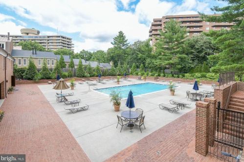 3101 New Mexico Ave, Washington DC  20016-5902 exterior