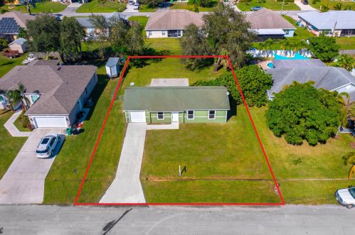 1133 Sudder Ave, Fort Pierce FL  34953-1420 exterior