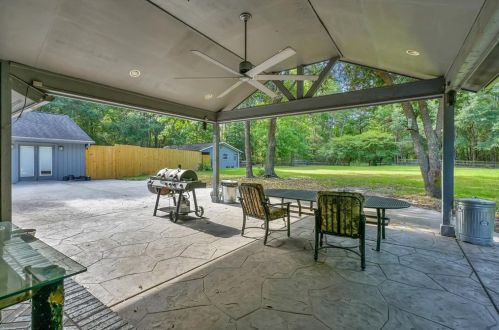 12891 Rocky Rd, Conroe TX 77306-7125 exterior