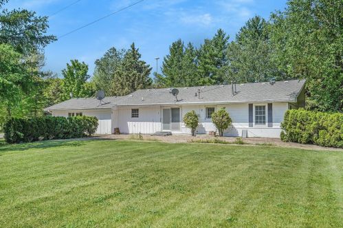 12424 Stout Ave, Cedar Springs, MI 49319-8564