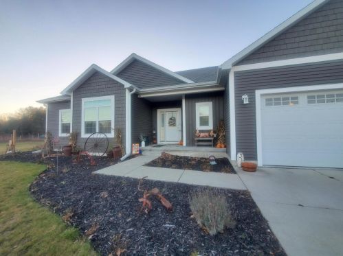 14735 190th Ave, Big Rapids MI  49307-9041 exterior