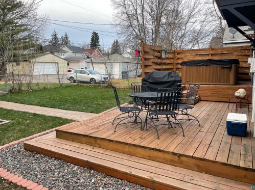 4721 4 St, Duluth MN 55807-2032 exterior